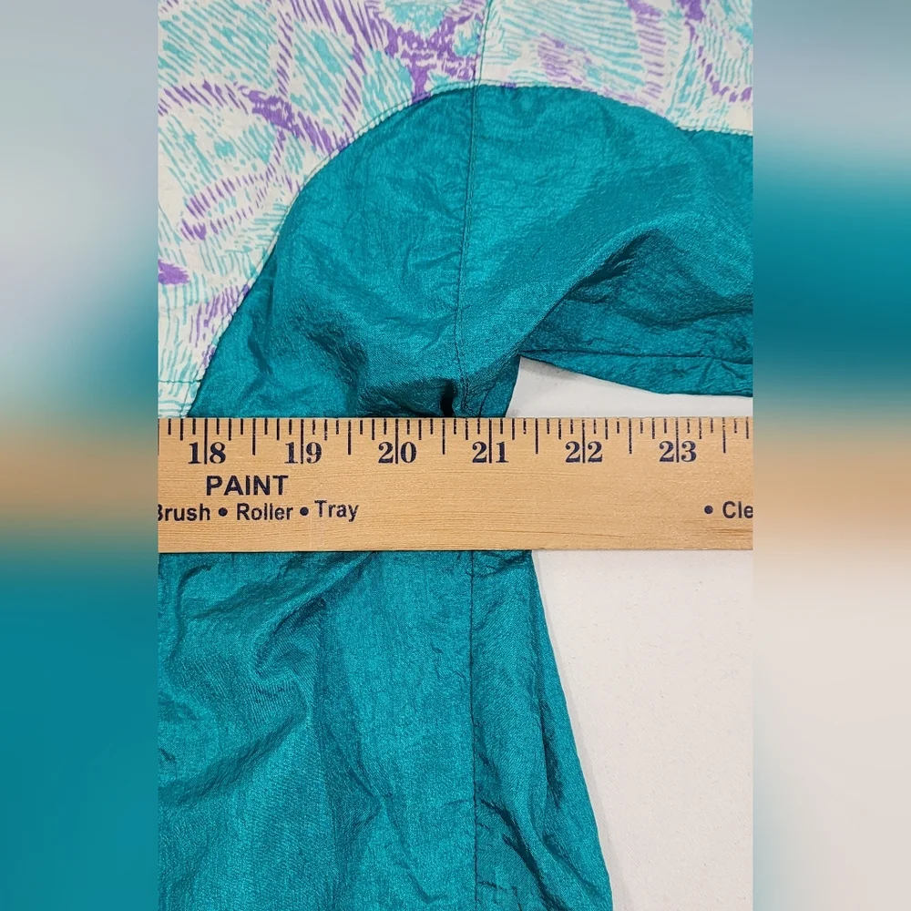 VINTAGE ASICS Womens Lightweight Windbreaker Running Full-Zip Large Green Tribal - Picture 8 of 11